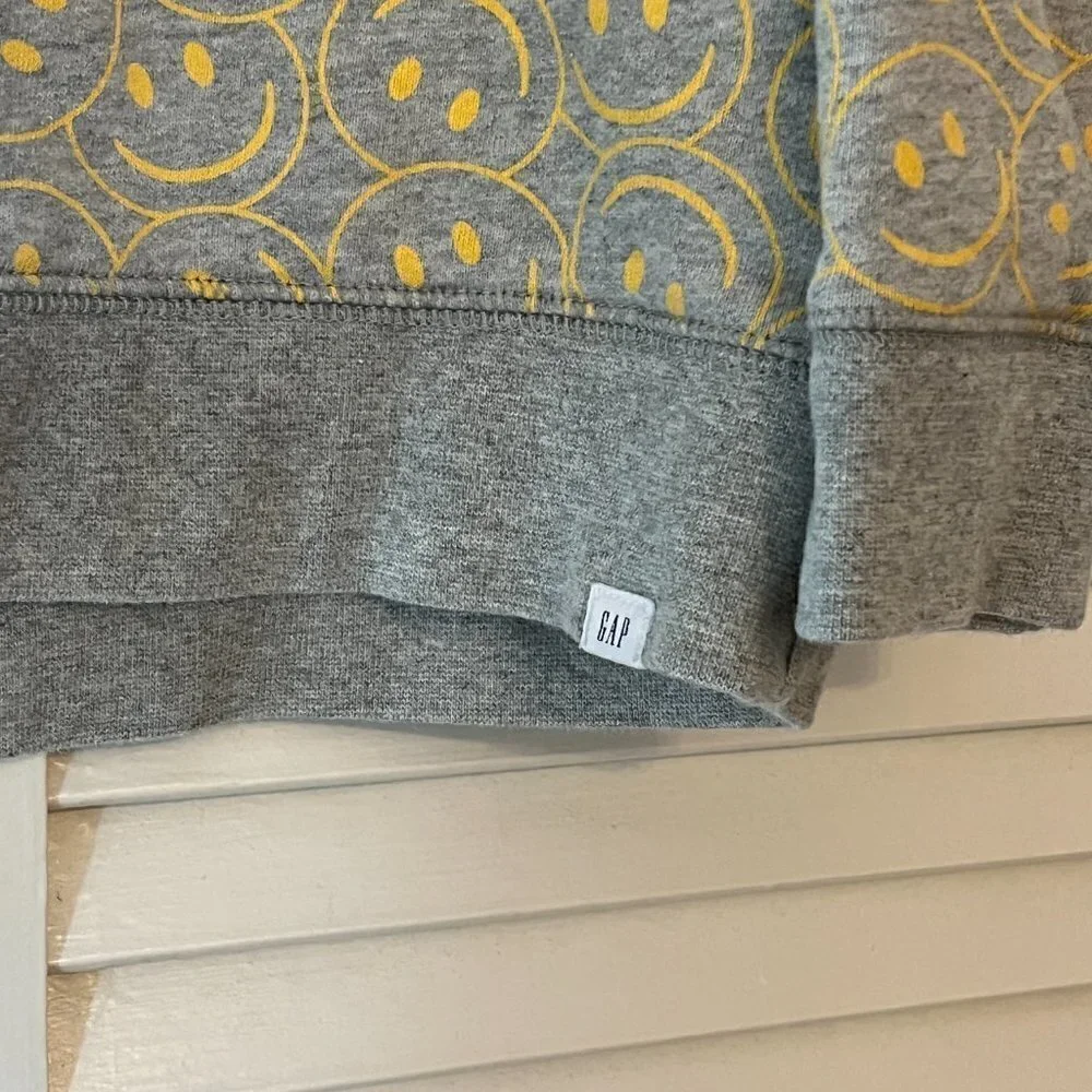 GAP kids sweatshirt 